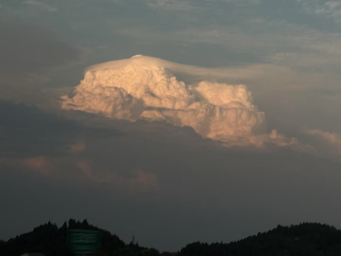 请输入图片描述